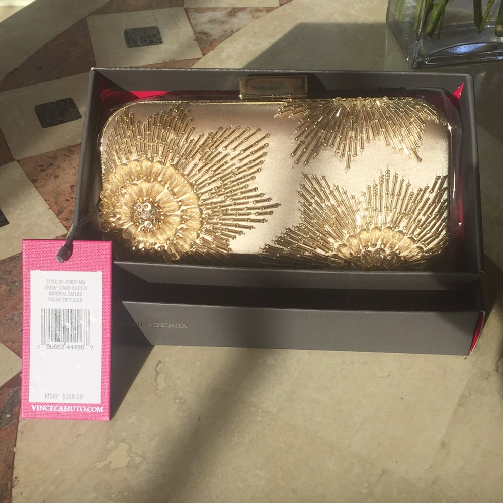 🌟🌟🌟VINCE CAMUTO🌟🌟🌟
Clutch Purse!!
